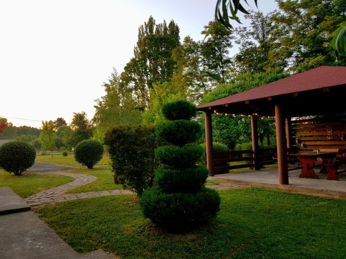 Kuca Za Odmor Rubic Villa Vinkovci Exterior photo